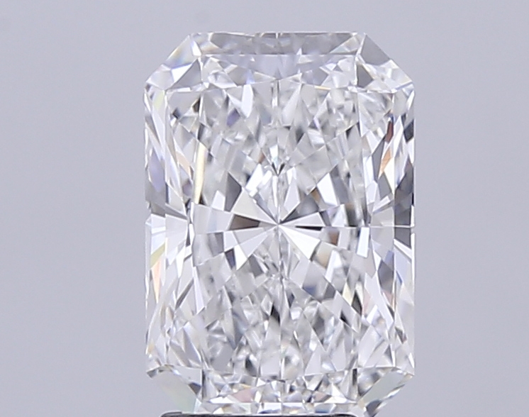 4.04ct Radiant Diamond